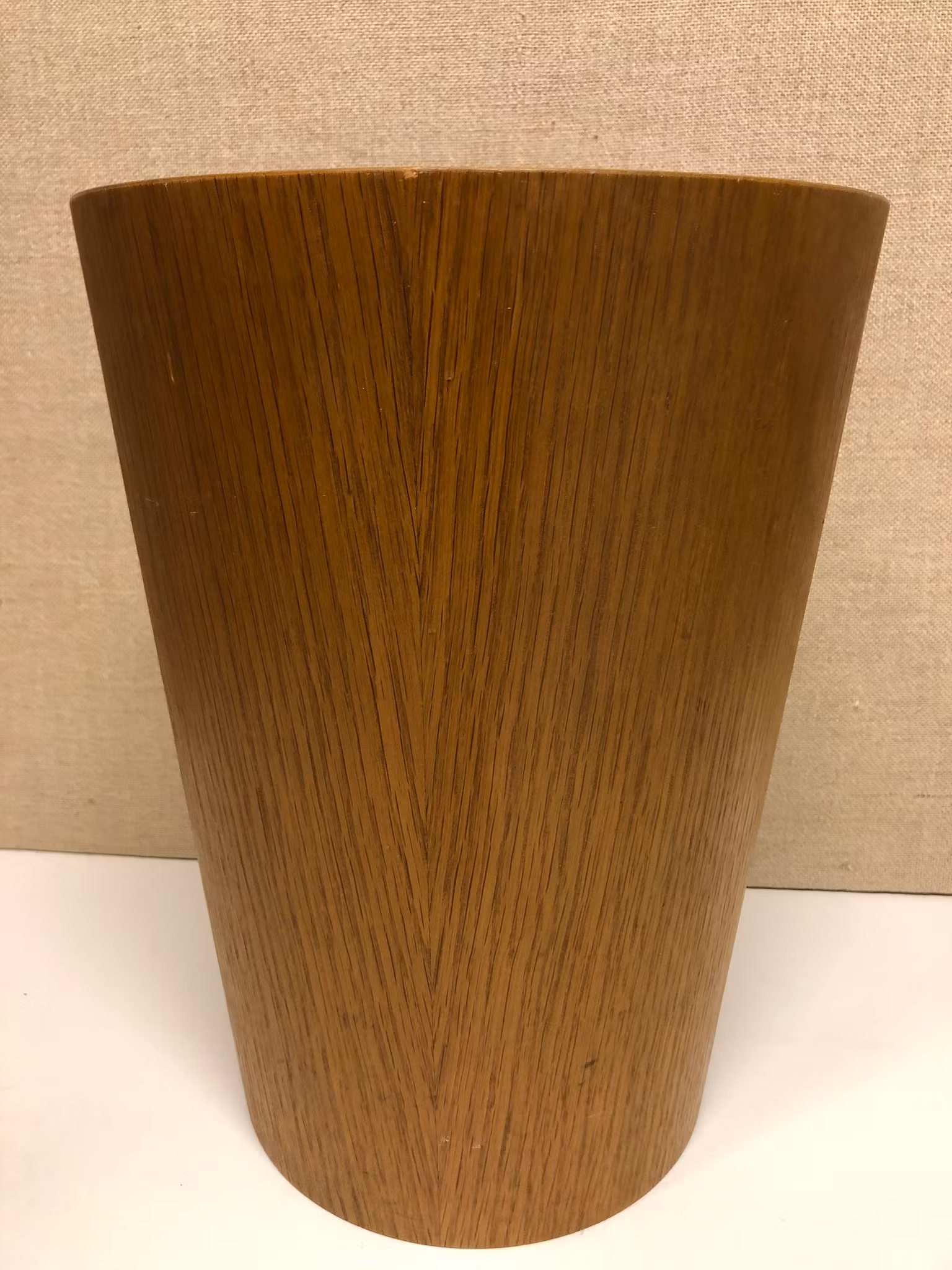 MARTIN ÅBERG. Papperskorg, ek, Servex, Sweden.