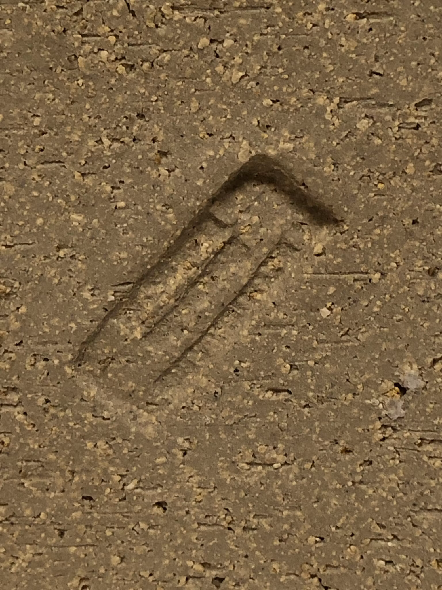 NILS STOUGAARD. Väggrelief, keramik, Bornholm, Danmark.