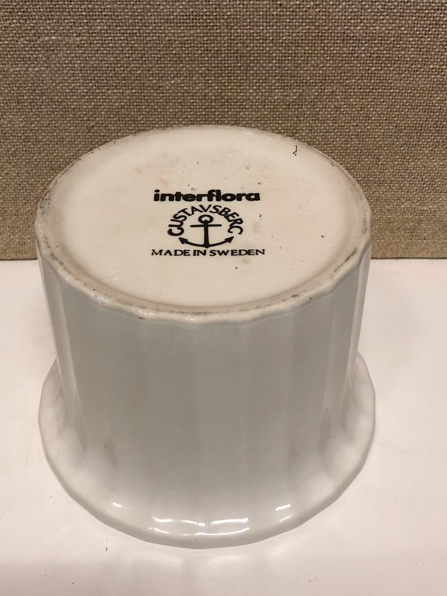 YTTERFODER, keramik, Interflora, Gustavsberg, Sweden.