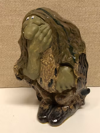 FIGURIN, keramik, "Troll", efter John Bauer, Rosa Ljung.