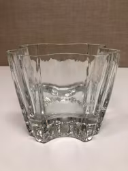 VAS, glas, Pukeberg Glasbruk.