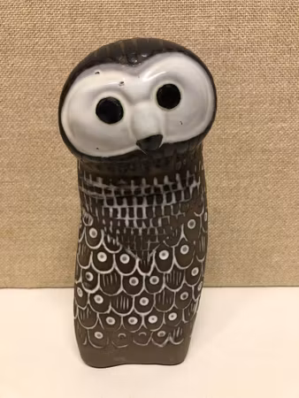 MARI SIMMULSON. Figurin, keramik,"Uggla", Uppsala Ekeby, 1960-tal.