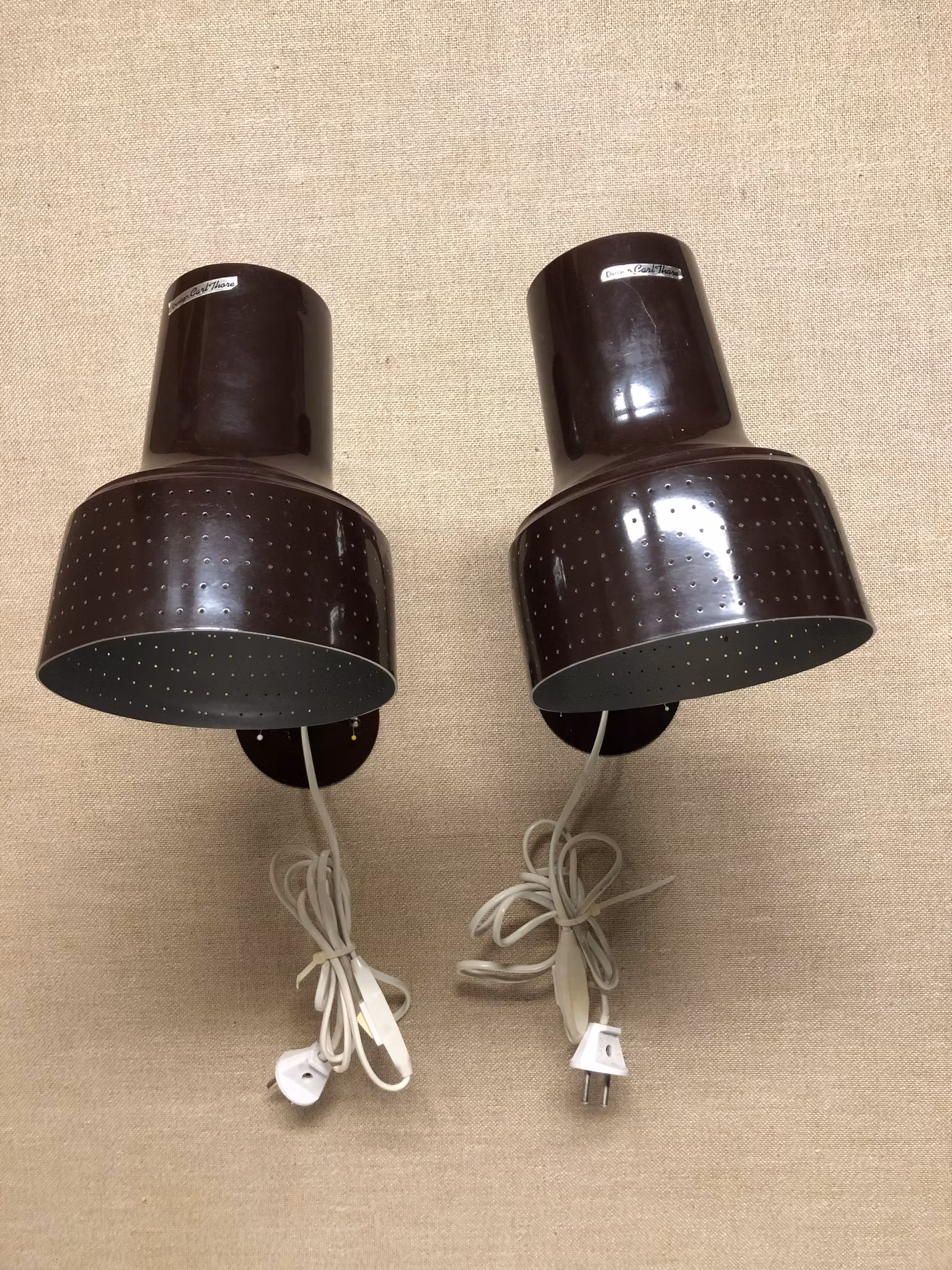 CARL THORE. Vägglampor ett par, metall, Granhaga, 1970-tal.