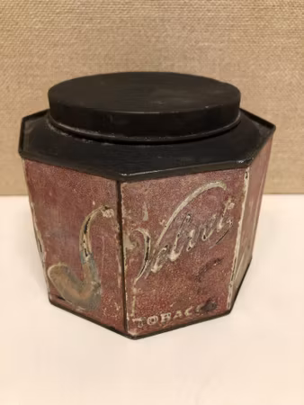 CAN, metal, "Pip tobacco", Velvet Tobacco, first half of the 20th century.