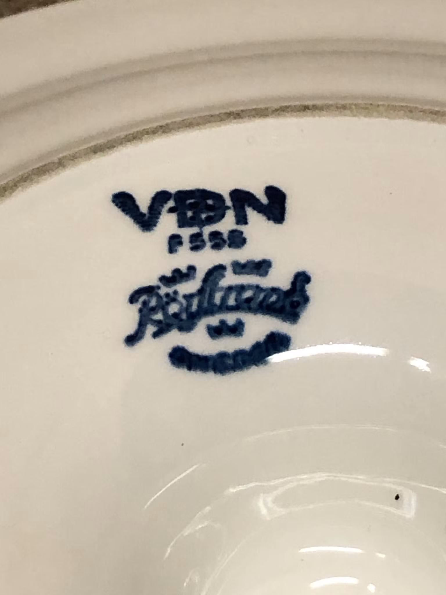 MARIANN WESTMAN. Såsskål, porslin, "Animon", Rörstrand.