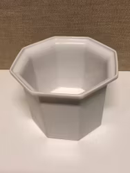 KARIN BJÖRKQVIST. Ytterfoder, keramik, "Oktavius", Gustavsberg.