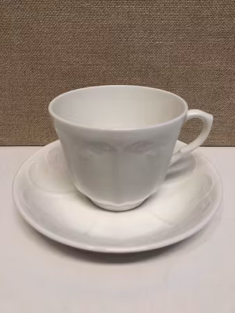 TEA CUP WITH SAUCER. Bone china, "Diné", Gustavsberg.