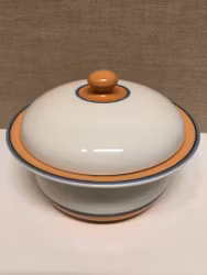 INKERI LEIVO. Karott, keramik, "Arctica Aprikos", Arabia, Finland.