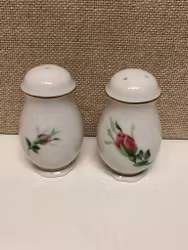 SALT AND PEPPER SQUARES, porcelain, "Rose", Christineholm.