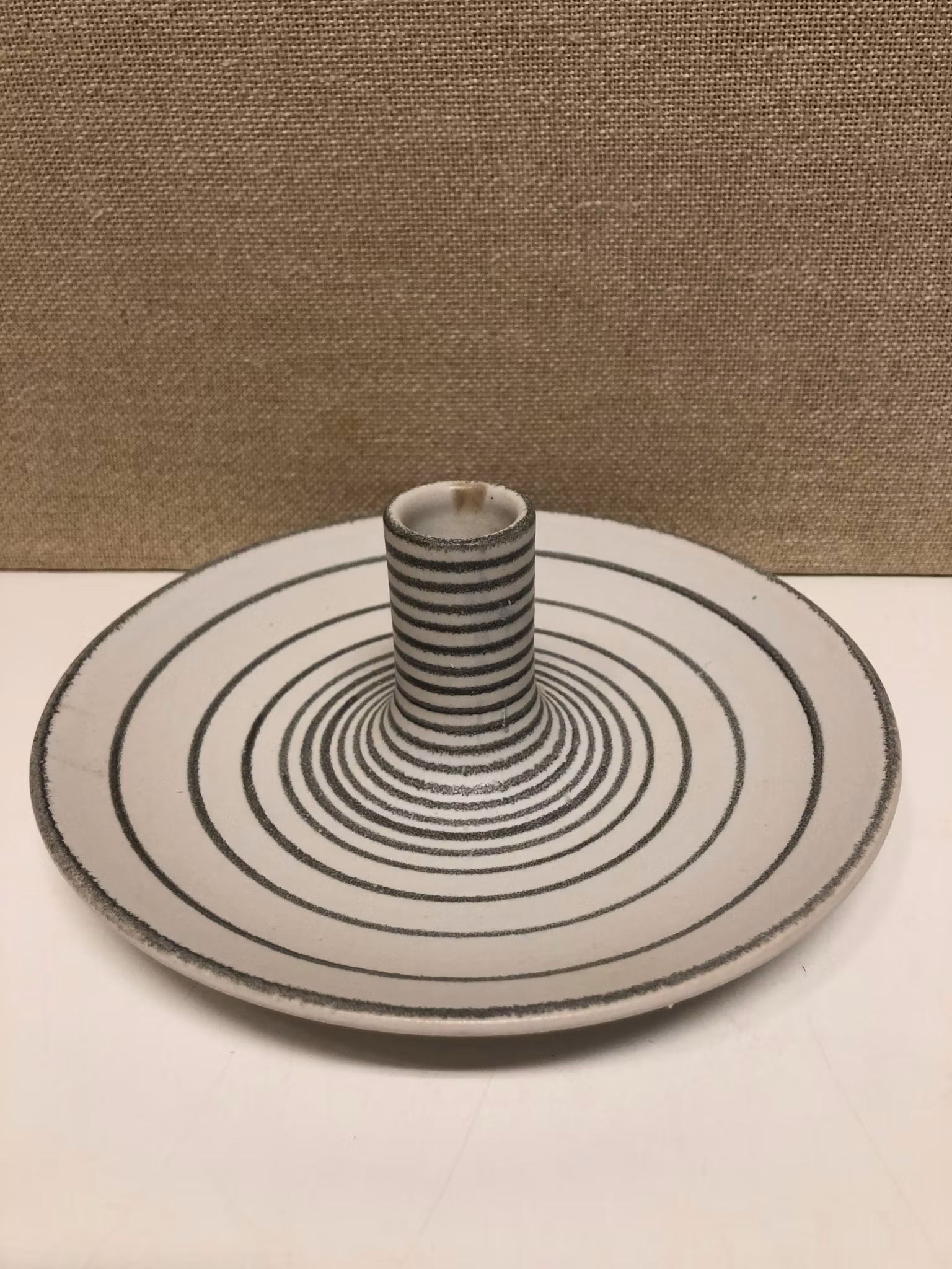 LJUSFAT, keramik, "Linje", Paradisverkstan, Öland, 2000-tal.