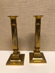 LJUSSTAKAR, ett par, mässing, handmade, Danish, 1900-talets andra hälft.