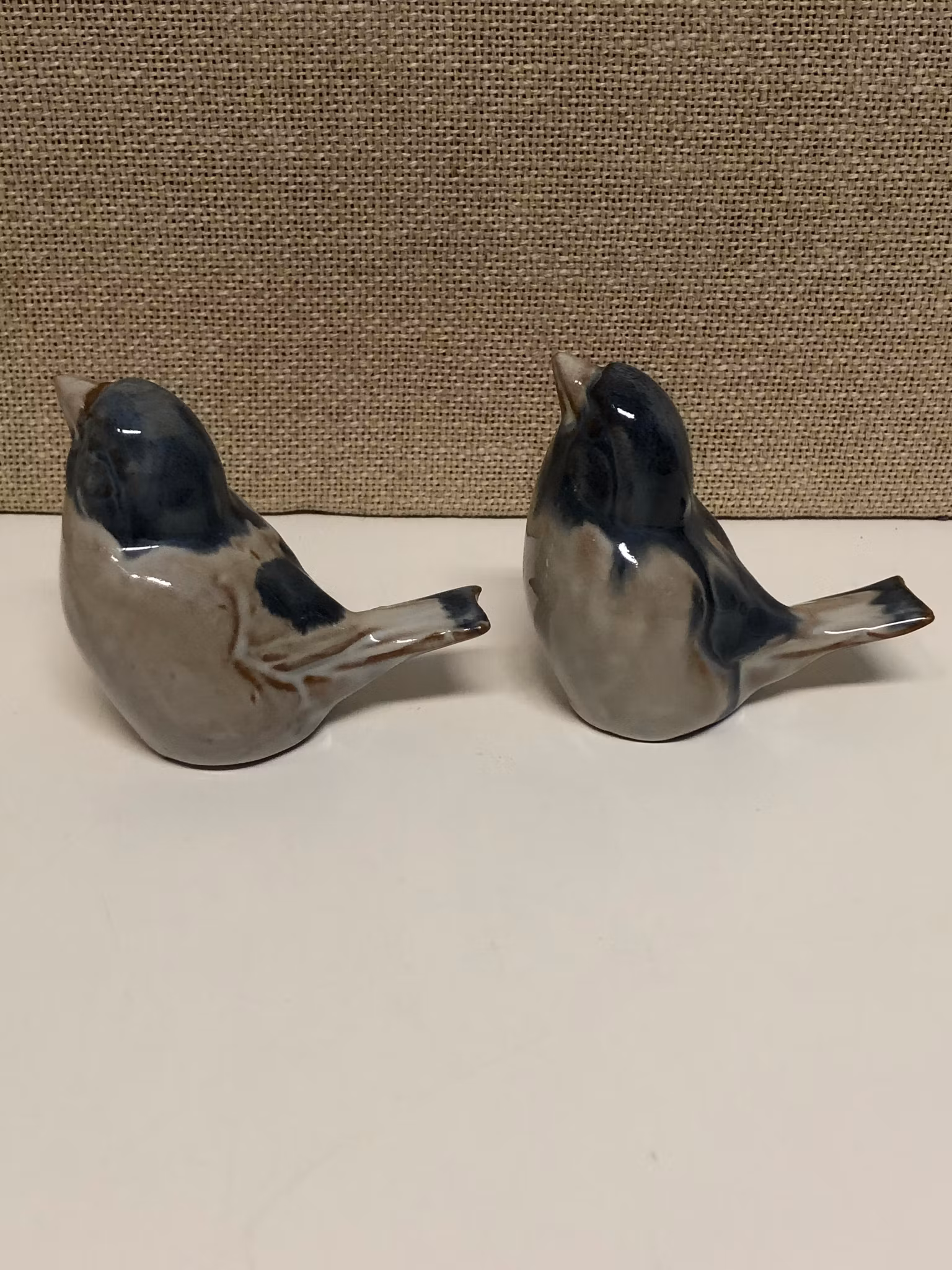 FIGURINER, ett par, fåglar, keramik, Dissing, Hovedgaard, Danmark.