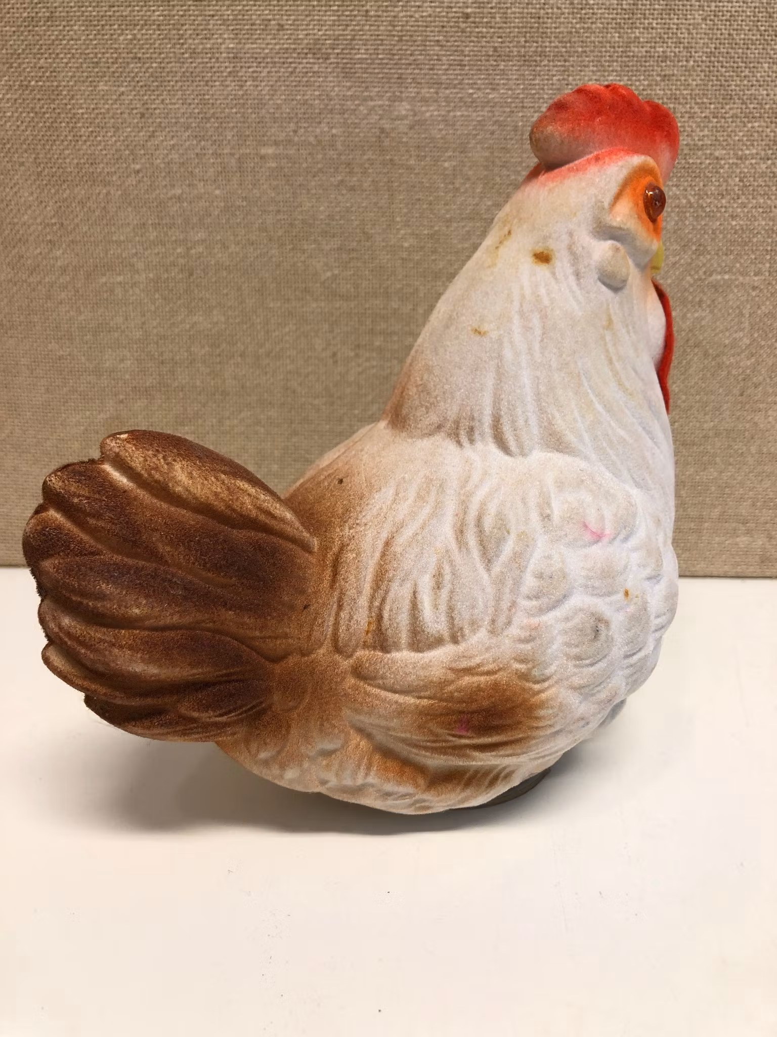 PÅSKTUPP/GODISGÖMMA, plastmaterial, 1980-tal.