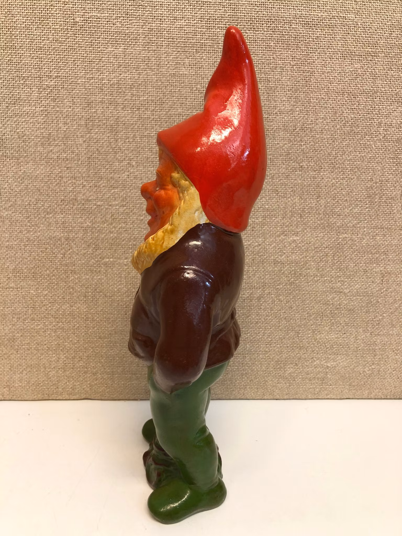 TOMTE med lykta, keramik, Heissner, Gräfenroda, DDR, 1900-talets andra hälft.