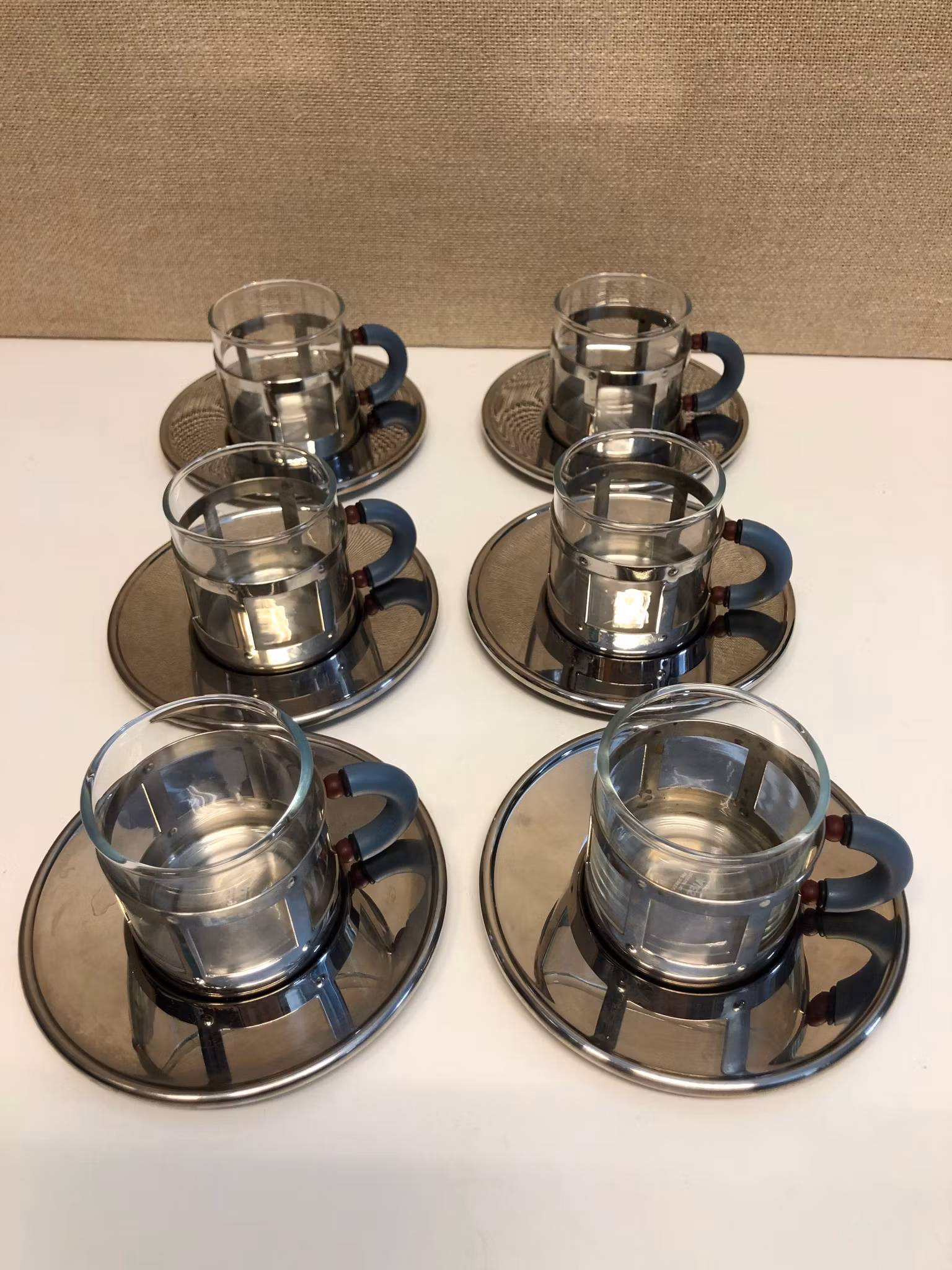 MICHEL GRAVES. Espressokoppar med fat 6 st.glas/metall, Alessi, Italy. 1989