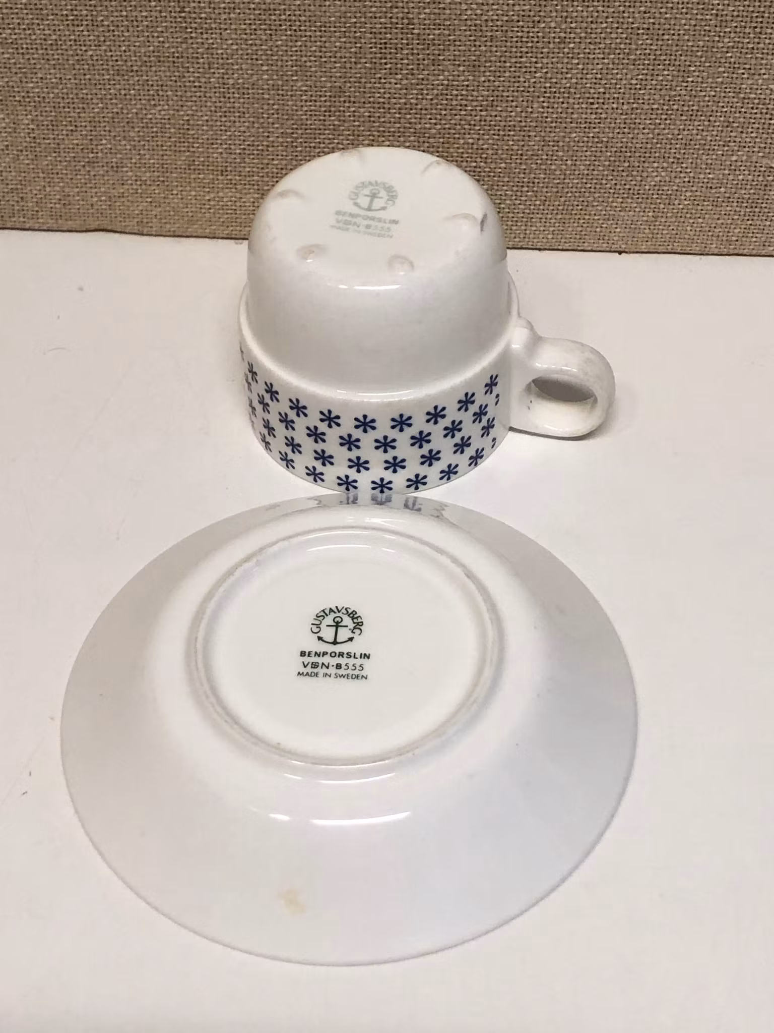 Kaffekopp med fat, benporslin,  Gustavsberg
