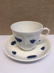 TEKOPP MED FAT, benporslin, "Blå Blom", Gustavsberg.