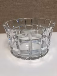 SIGVARD BERNADOTTE. Skål, kristall, signerad.