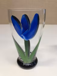ULRICA HYDMAN VALLIEN. Öl/vattenglas, "Tulipa blå", signerad, Kosta Boda.