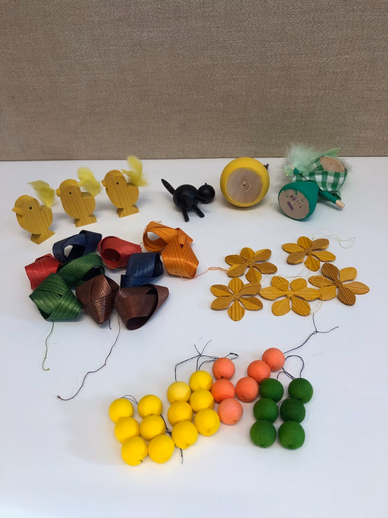 PÅSKPYNT, Trä, papper, retro, 1960-70-tal