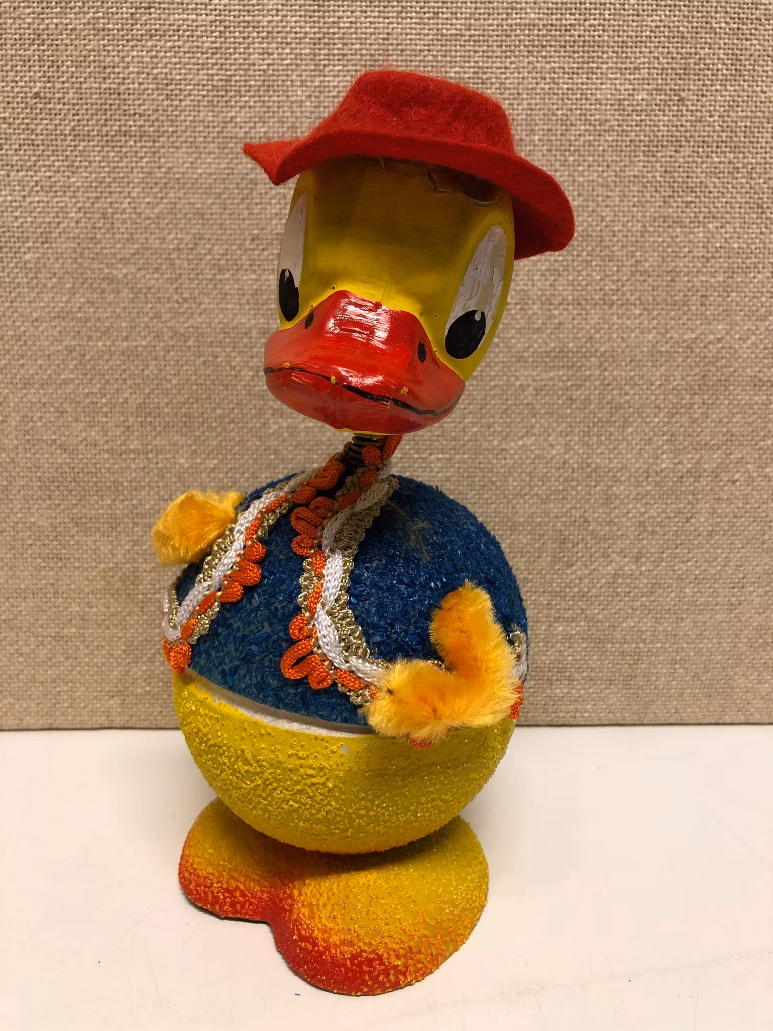 PÅSKANKA/GODISGÖMMA, pappmaterial, Containers Western Germany, 1960/70-tal.