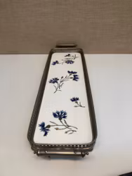 BRICKA, porslin/metall, jugend, 1900-talets början.