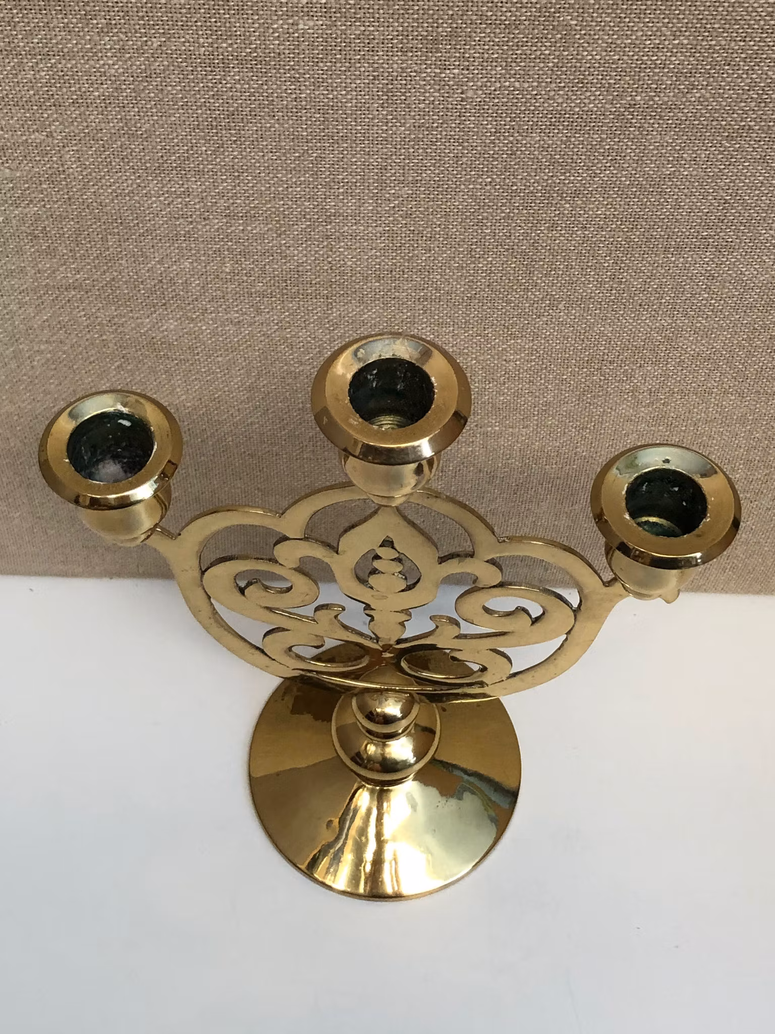 KANDELABER, mässing, Scandia Present Karlshamn, 1900-talets fjärde kvartal.