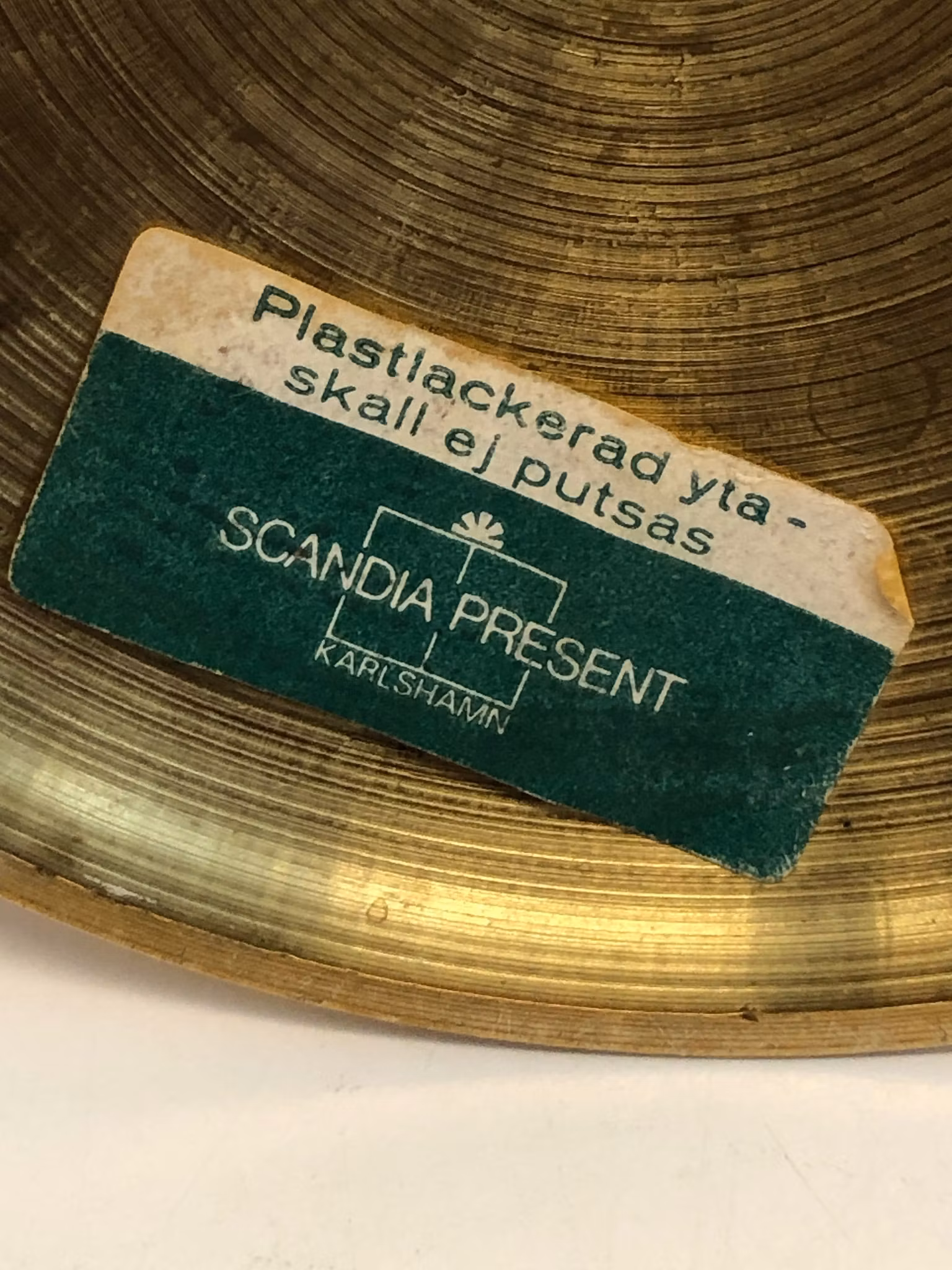 KANDELABER, mässing, Scandia Present Karlshamn, 1900-talets fjärde kvartal.