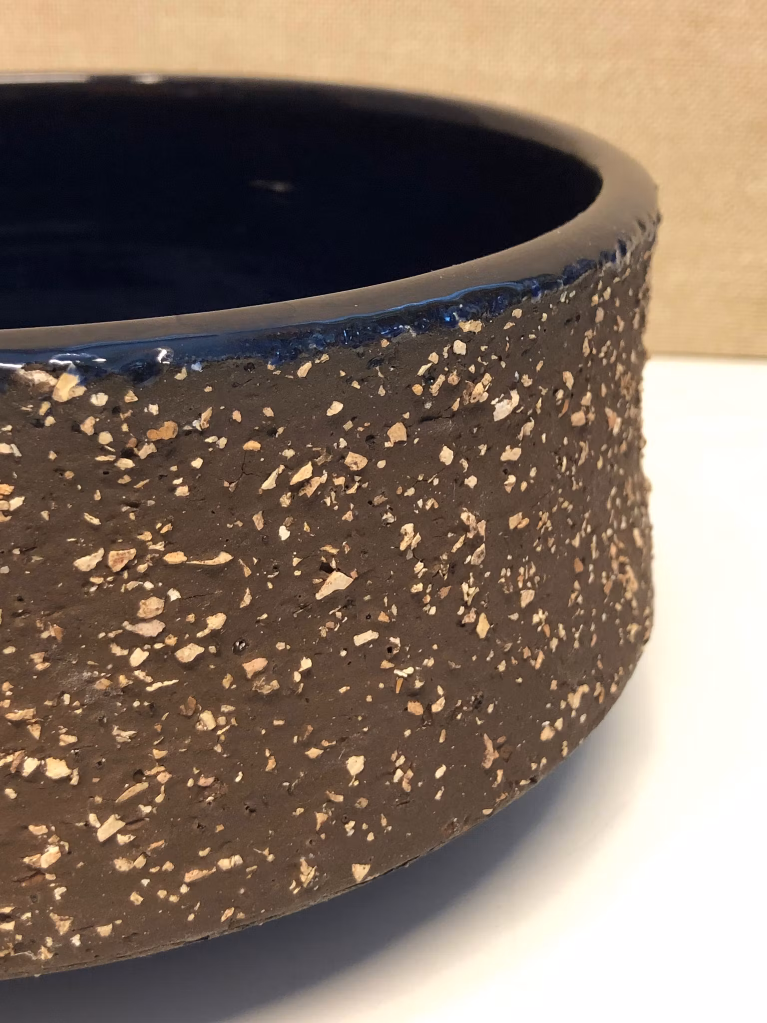 THOMAS HELLSTRÖM. Skål, keramik, Nittsjö, Sweden.