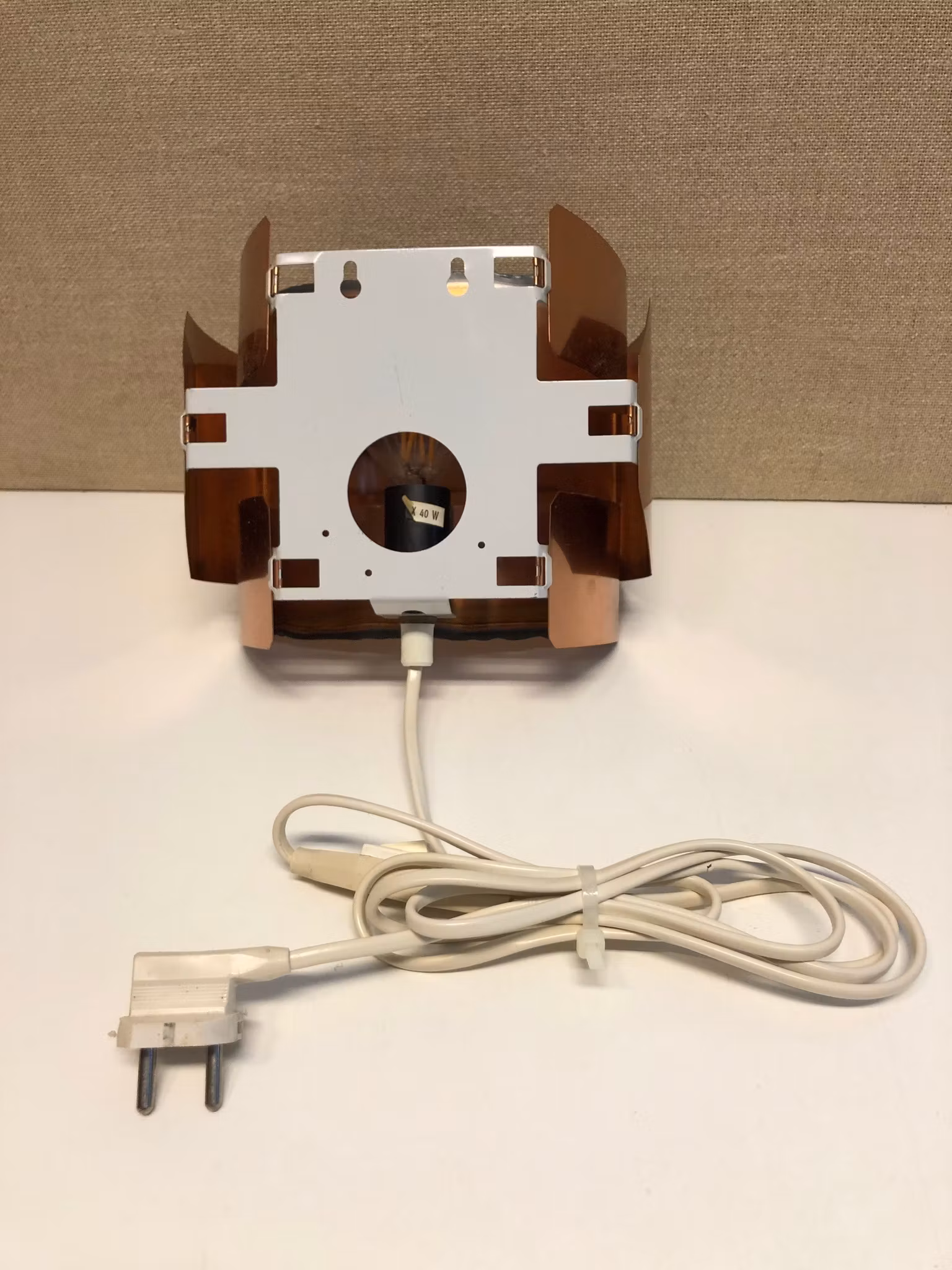 SVEND AAGE HOLM SØRENSEN. Vägglampa, koppar, Danmark, 1960/70-tal.