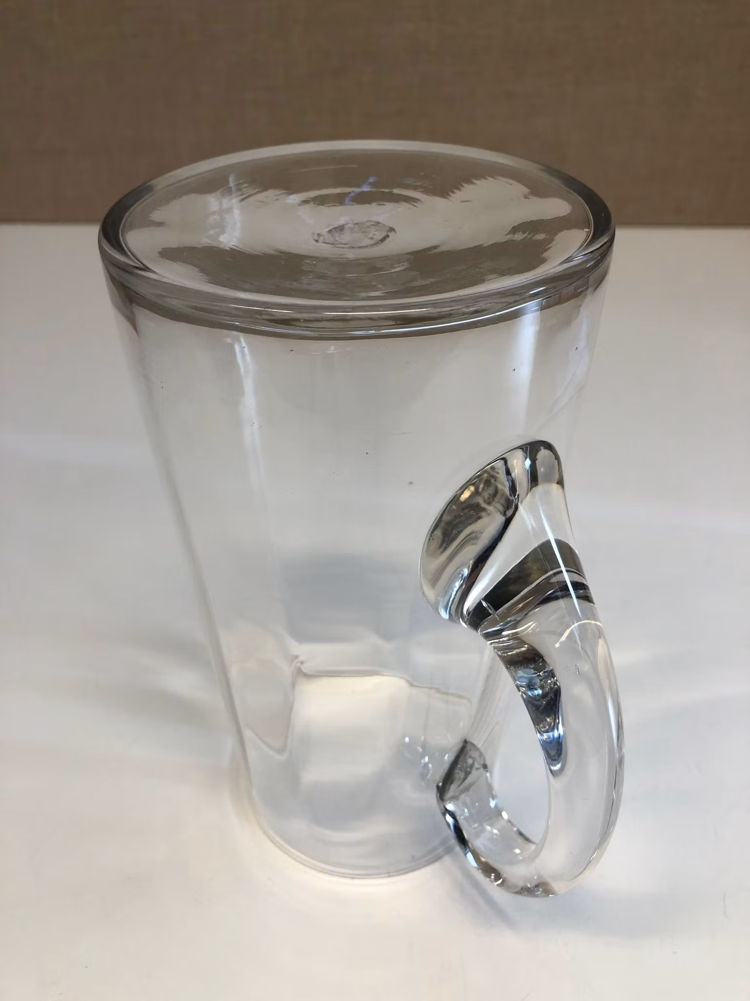 TILLBRINGARE, glas, handblåst, 1900-talets första hälft.