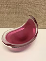 POUL KEDELV. Skål, glas, "Coquille", Flygfors, signerad.