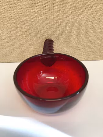 MONICA BRATT. Bowl, glass, Reijmyre, second half of the 20th century.