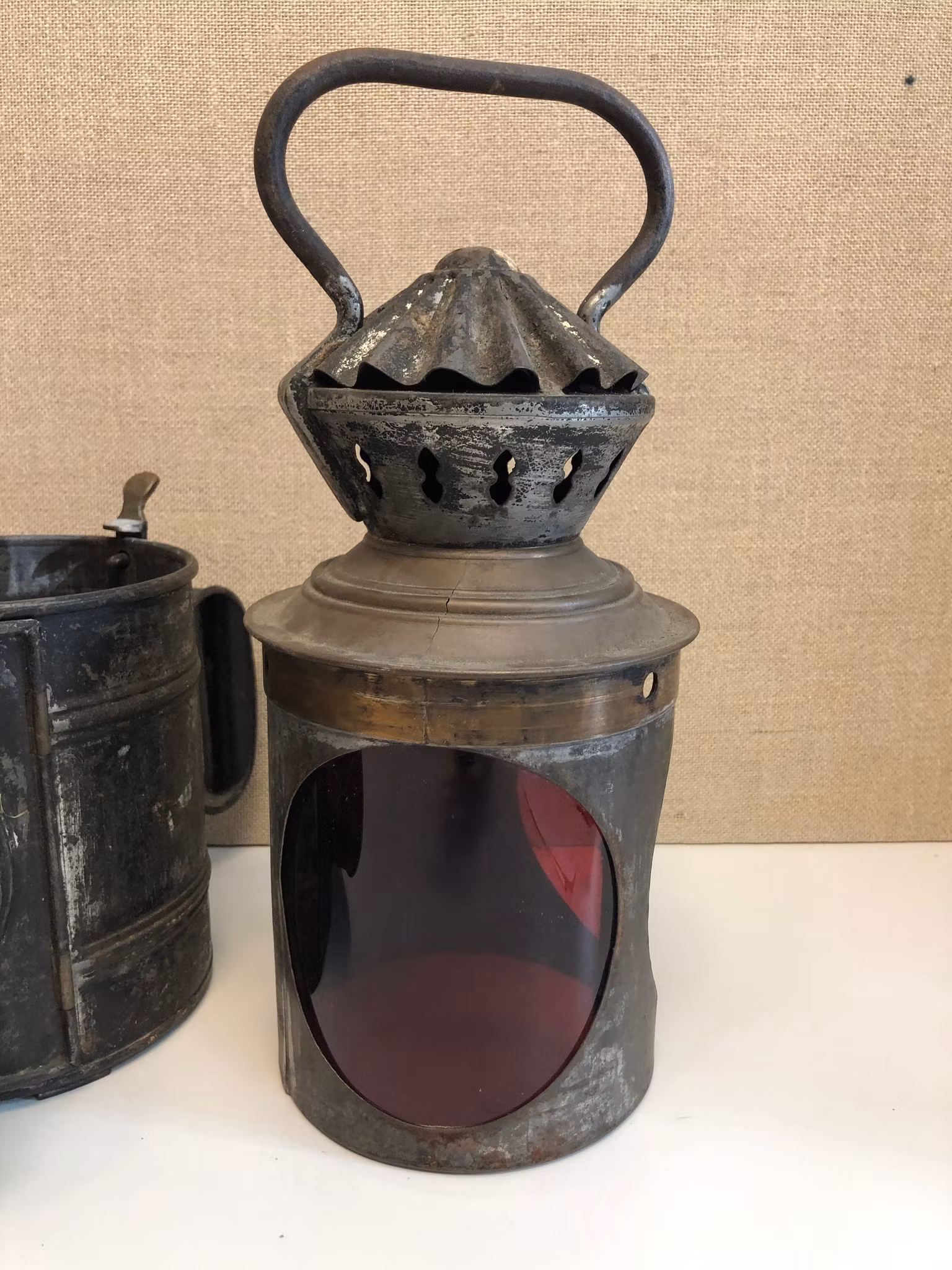 STINSLYKTA, metall, Dahlstedt & Svensson, Stockholm, Sweden, 1900-talets början.