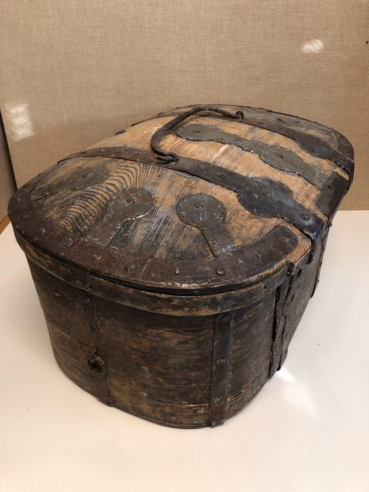 FORSKIRIN/FÄRDSKRIN, furu/smide, 17/1800-tal.