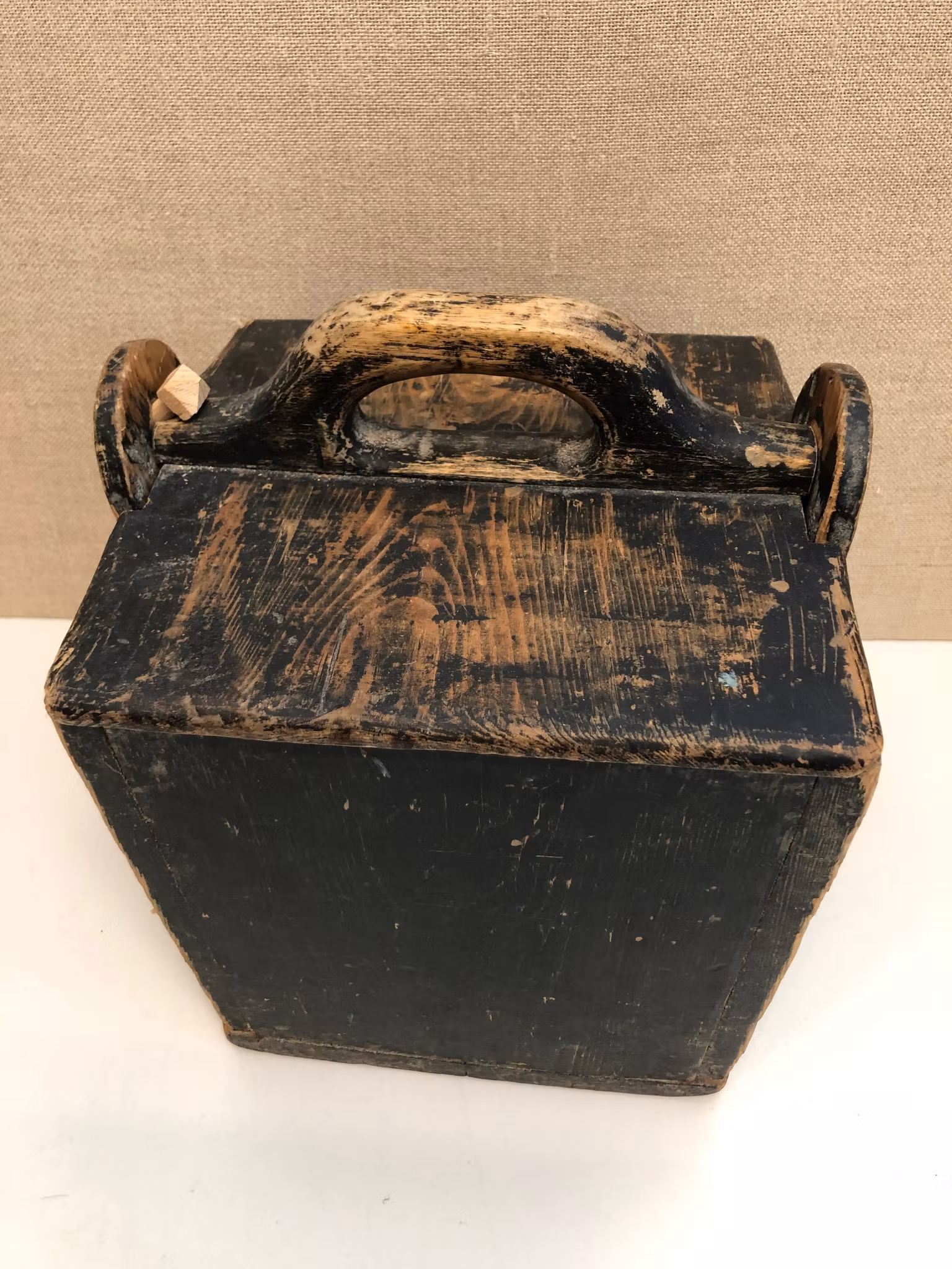 MJÖLBINGE, bemålad furu, 1800-tal.