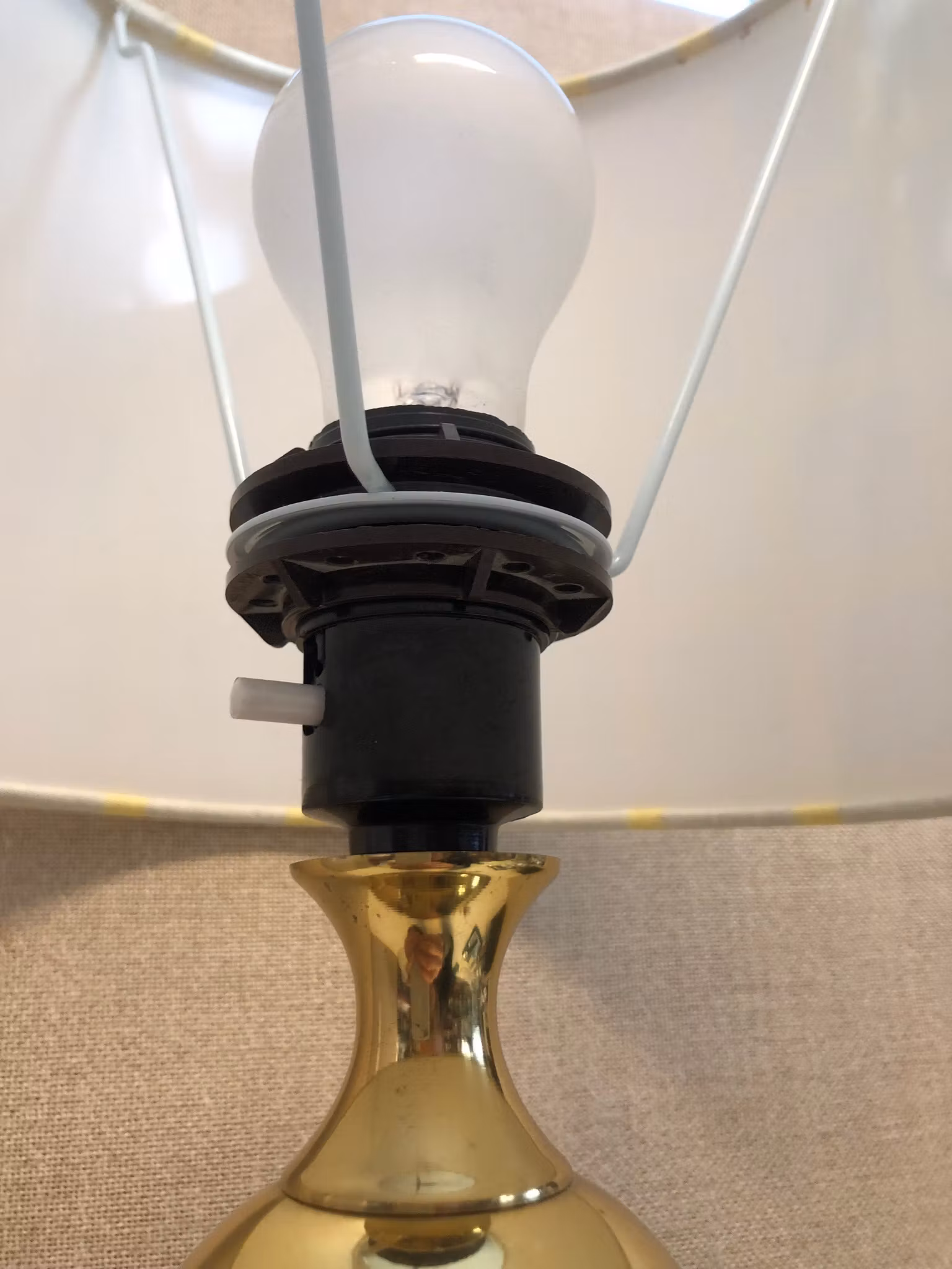 BORDSLAMPA, mässing, Enco, Nr. 68, 1960/70-tal.