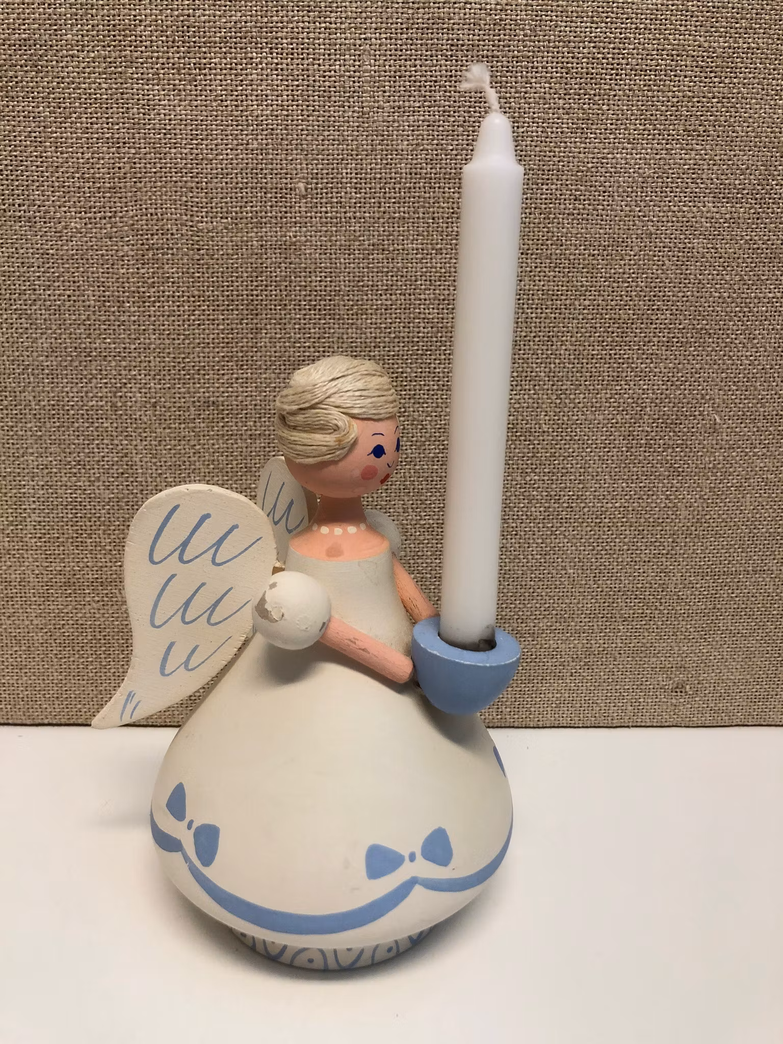 LJUSSTAKE, trä, "Ängel", Hemslöjden Borås, Sweden, 1960/70-tal..