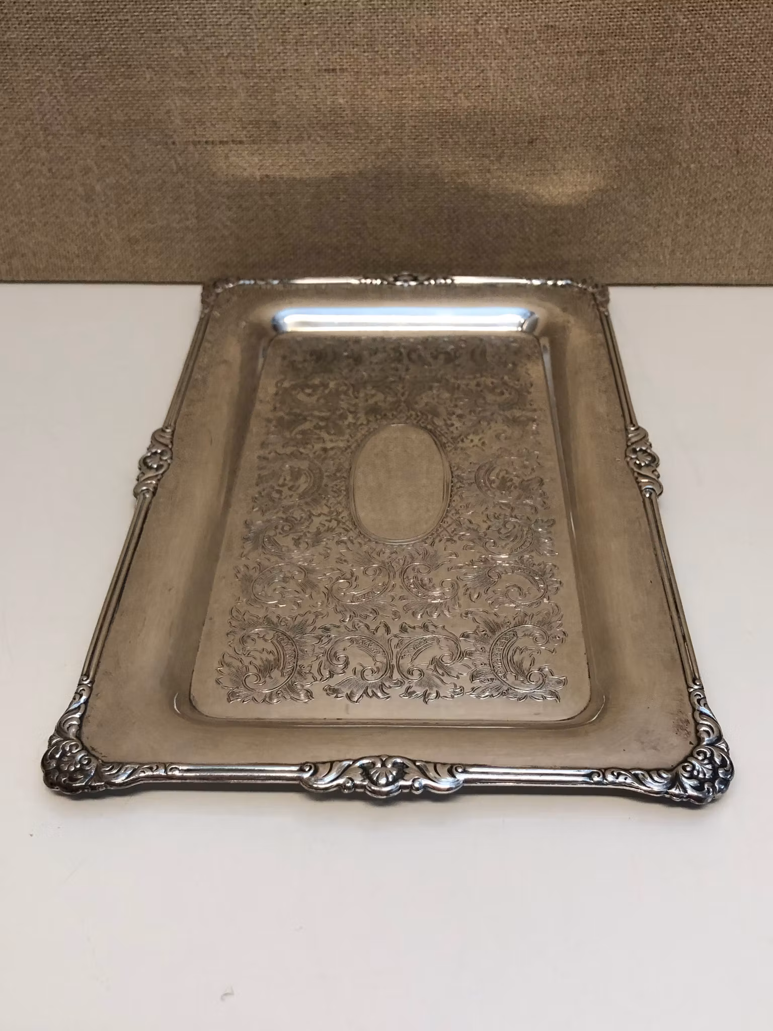 BRICKA, silver plate, 1900-talets andra hälft.