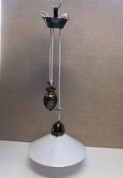 SHOEMAKER LAMP WITH LIFT, brass/glass, first half of the 20th century.