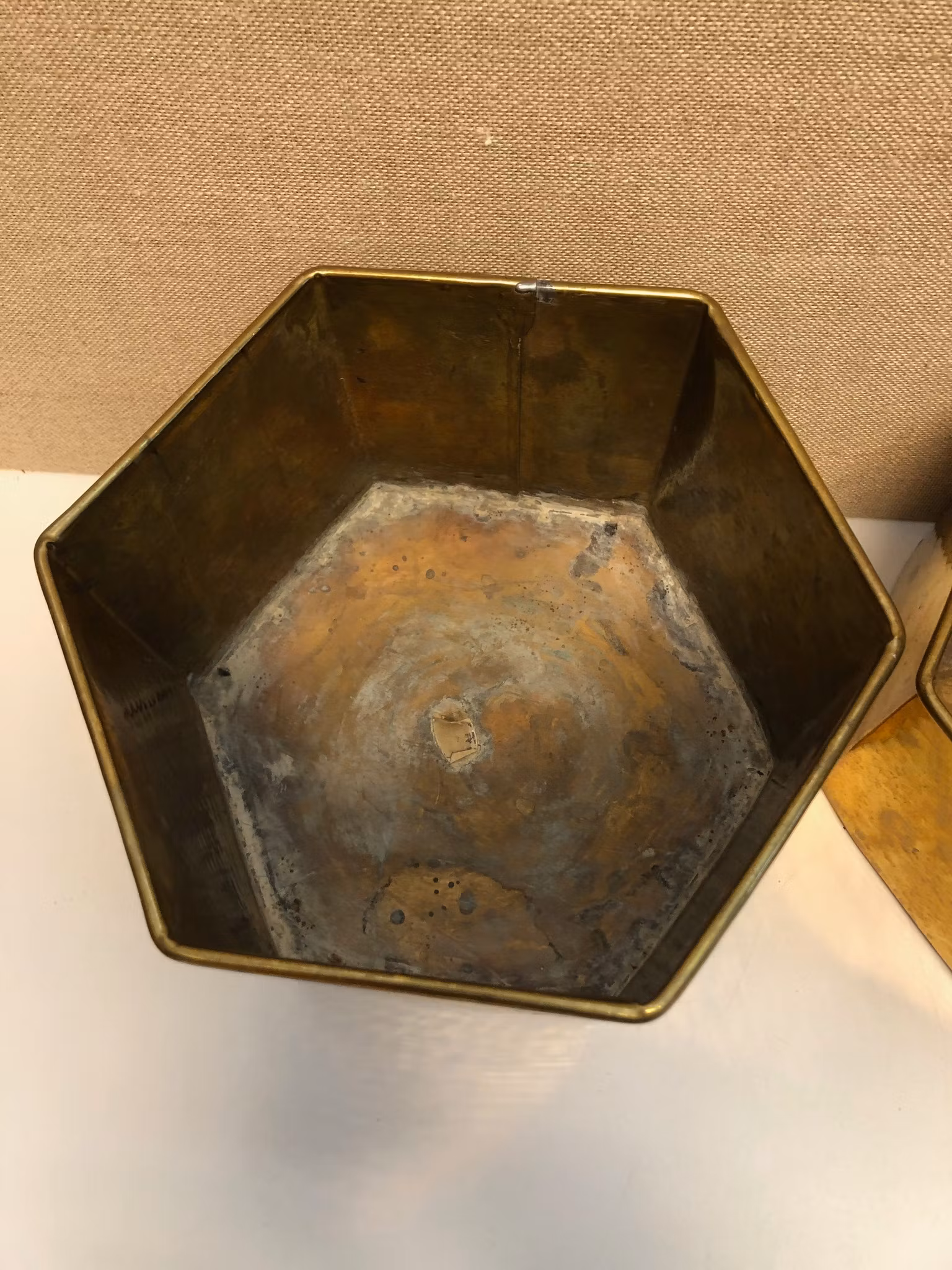 YTTERFODER 2 st. mässing, "Hexagon form", Stenwwreth Skälderviken AB, 1900-tal.