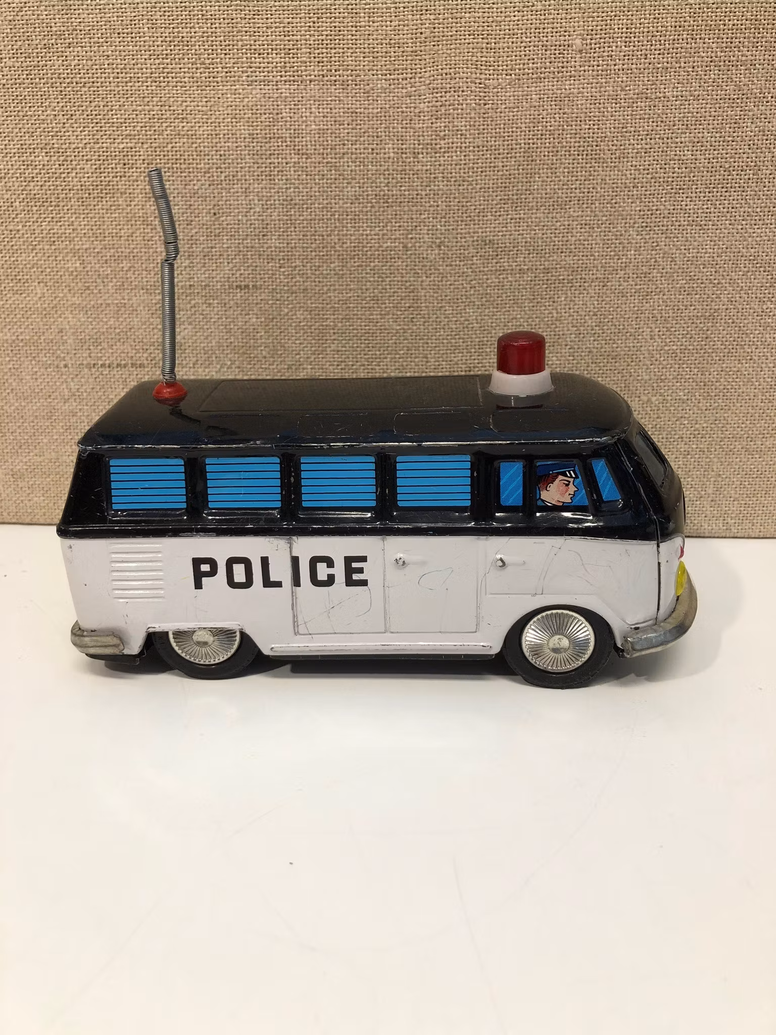 LEKSAKSBIL, plåt, Ichiko VW, Police Transporter, Korea, 1960/70-tal.
