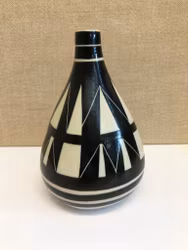 KARIN BJÖRQVIST. Vas, keramik, "Diagonal", signerad, Gustavsberg Studio.