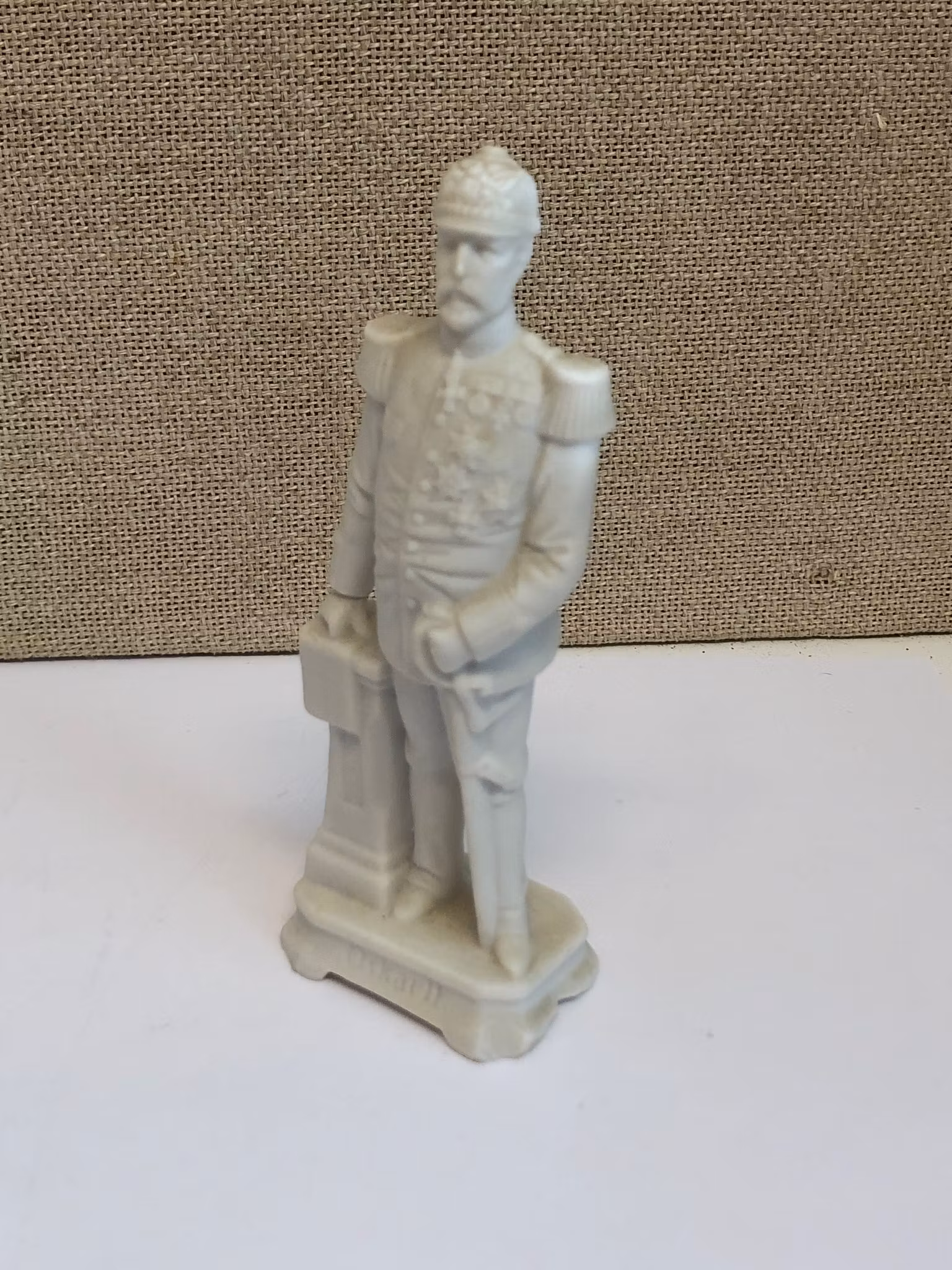 FIGURIN, biskviporslin, Oscar II, 1900-talets första hälft.