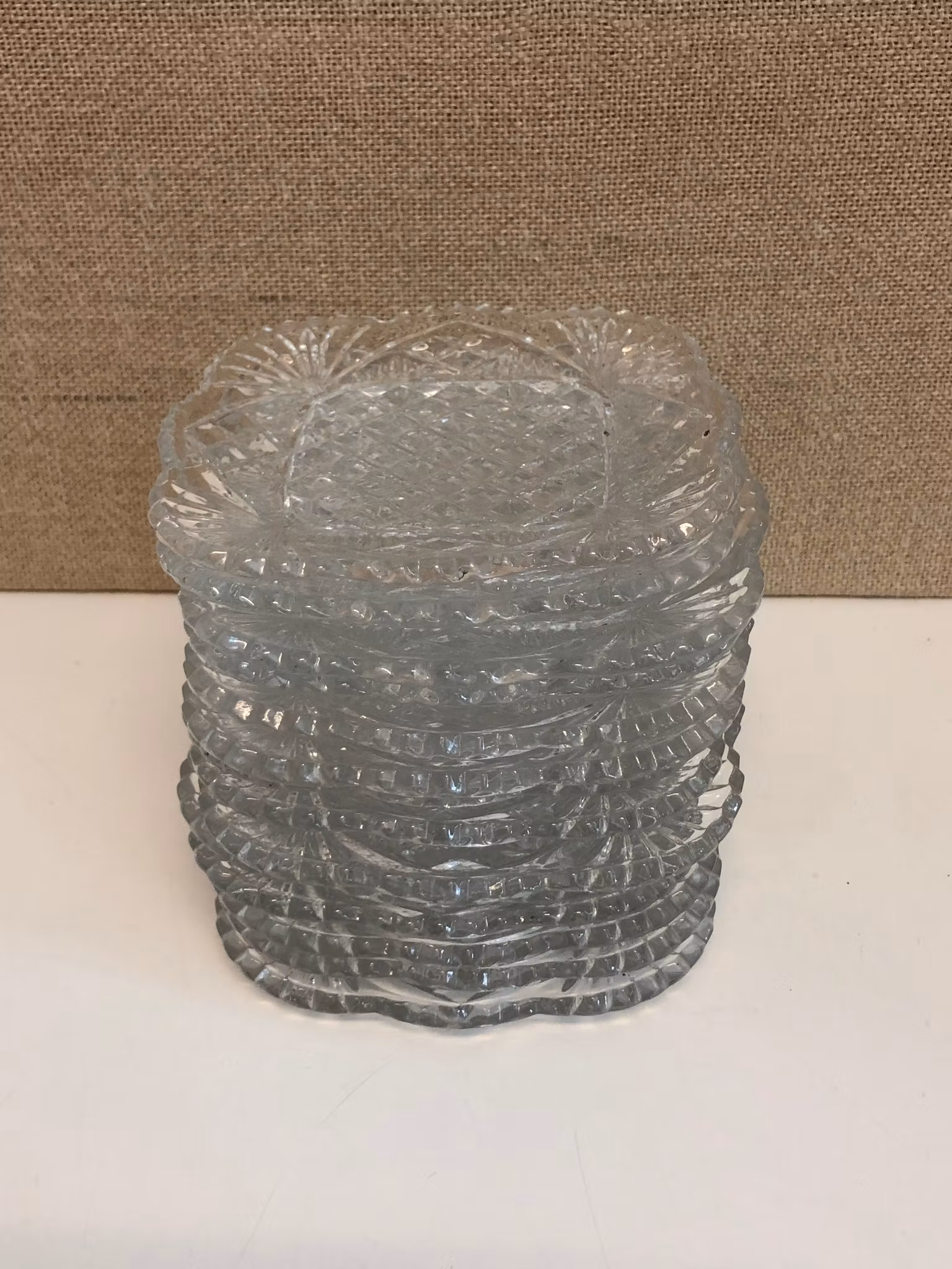 ASSIETTER 14 st. glas, 1900-tal.