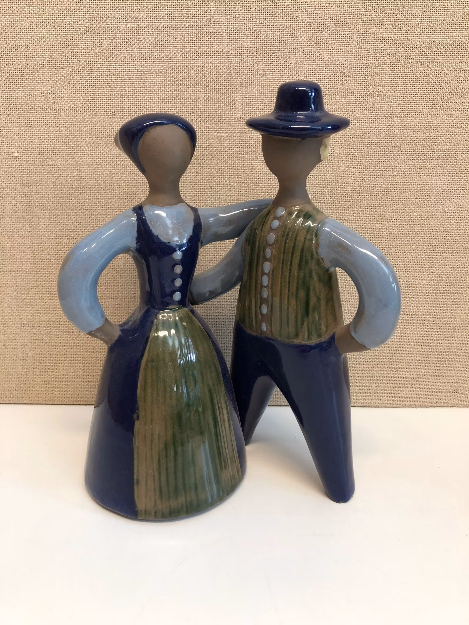 FIGURIN, keramik, "Dansande Par", Jie, Gantofta.