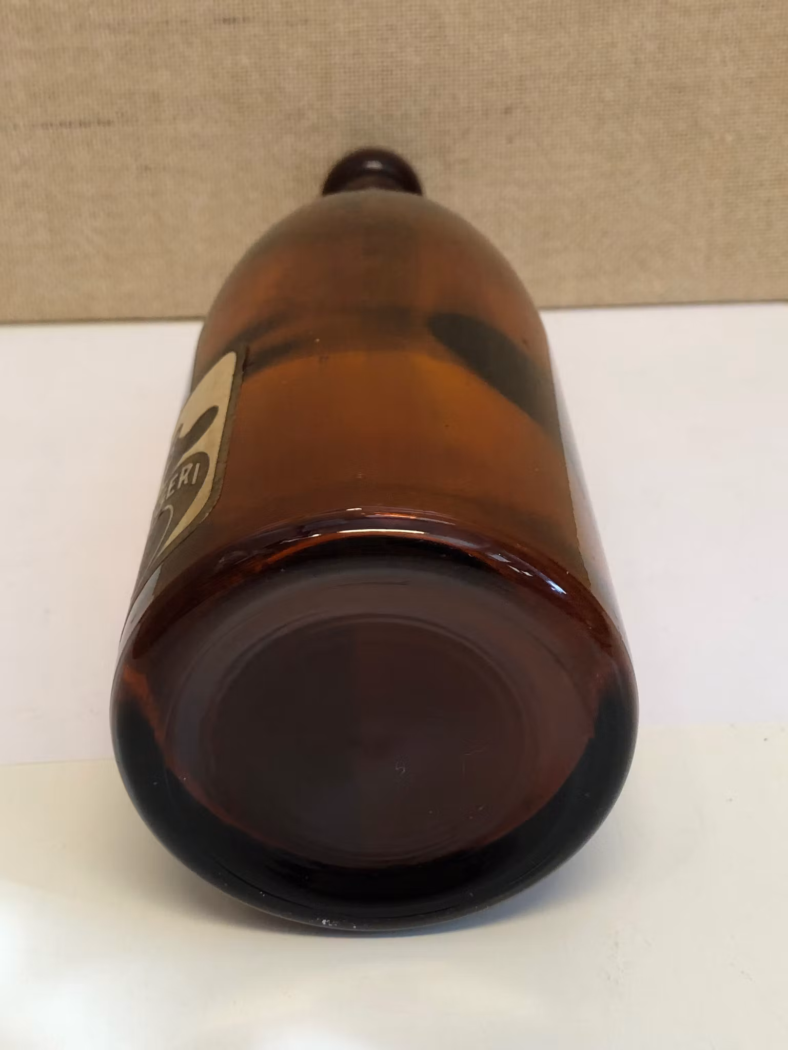 FLASKA, glas, Klass II, Pilsner, A.B. Axvalls Ångbryggeri, 1900-talets första hälft.