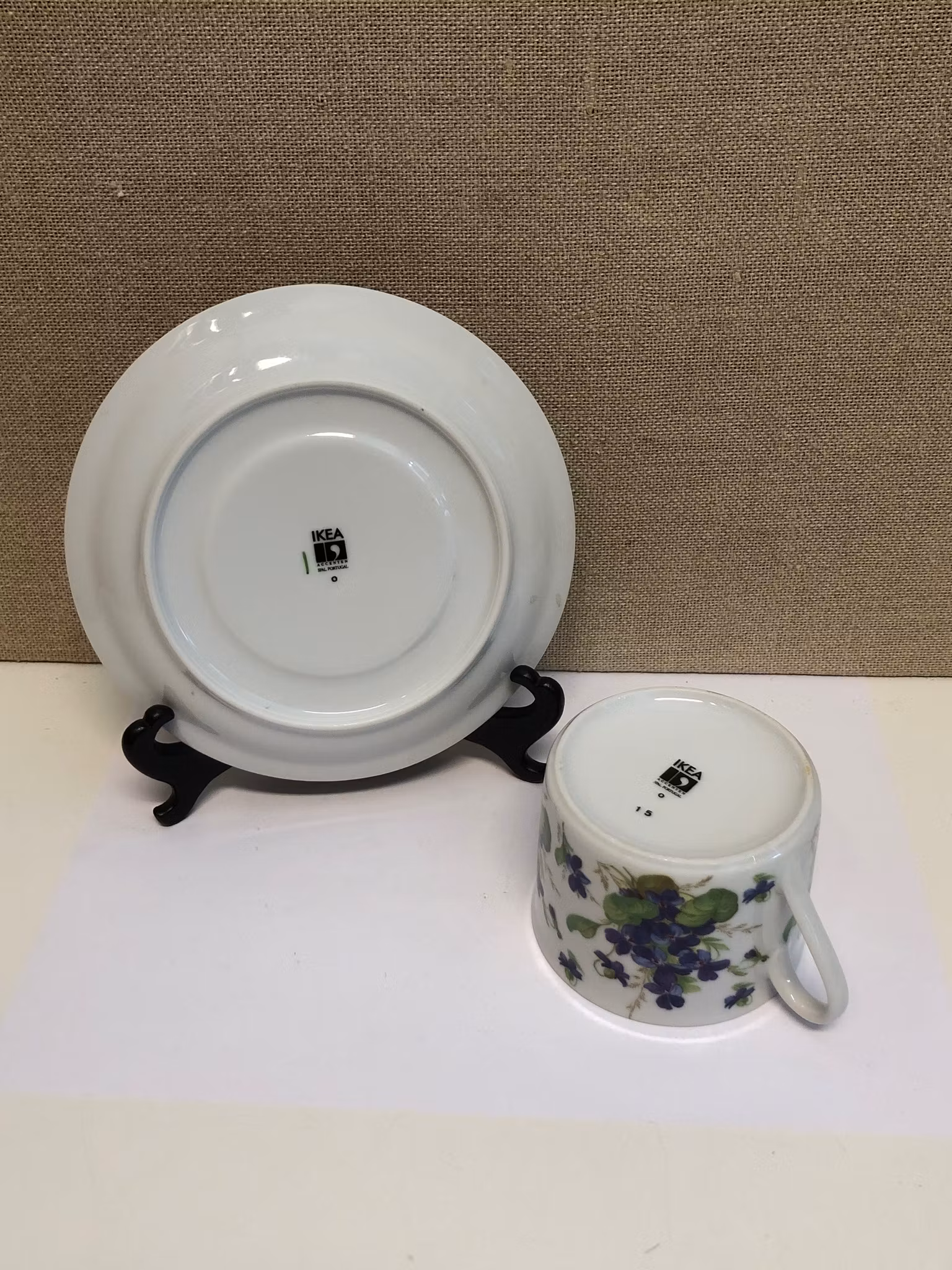 MARGUERITE WALFRIDSSON. Tekopp med fat, "Viol", Ikea, 1970/80-tal.