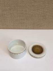 BJÖRN WIINBLAD. Ask, porslin, Studio Line, Rosenthal, Germany.