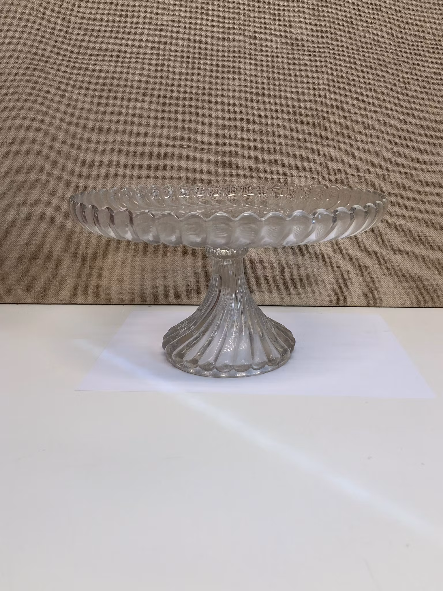 TÅRTFAT, glas, "Turbin", 1900-talets första hälft.